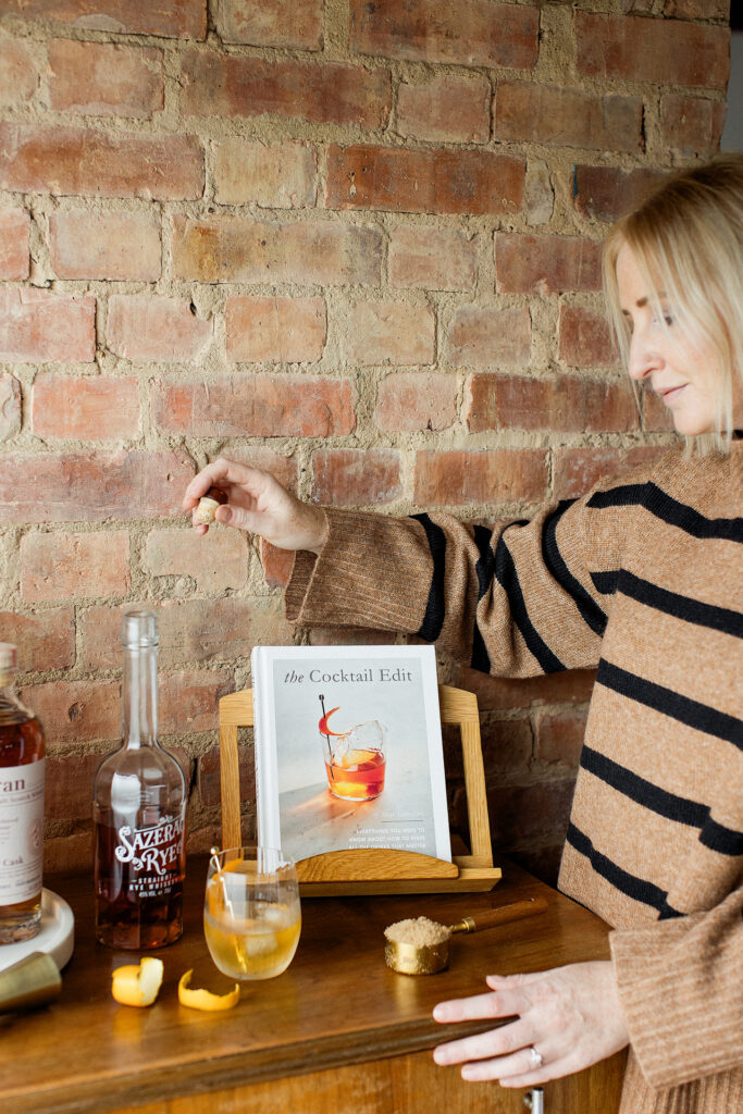 best whiskey cocktail recipe books